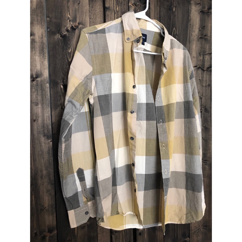 Men’s GAP button up